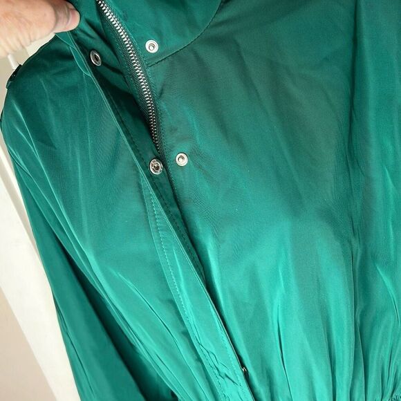 Barney’s New York x Forever 21 Green Puffer Jacket Small new - Picture 2 of 6